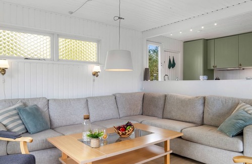 Hou House | "Floora" - from the sea by Interhome