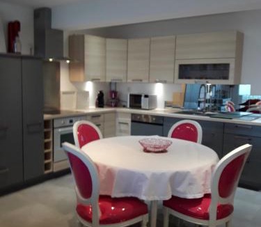 Fleury-la-Riviere Apartment | Flor'Ever en Champagne