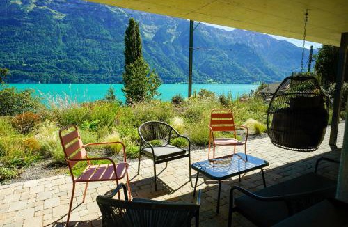 Niederried bei Interlaken Apartment | FLORA BAY - modern lake view flat