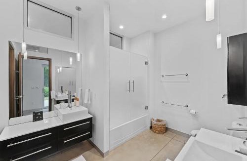 Floral City House | Floral City Oasis - Pool, BBQ Area & Forest View