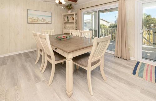 Surfside Beach House | Floral Villa E17