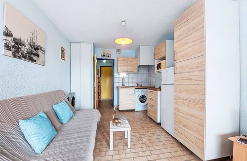 Le Grau-Du-Roi Apartment | Floralies I by Interhome