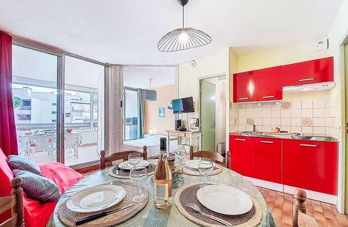 Le Grau-Du-Roi Apartment | Floralies I by Interhome