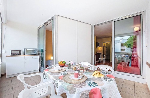 Le Grau-Du-Roi Apartment | Floralies I by Interhome