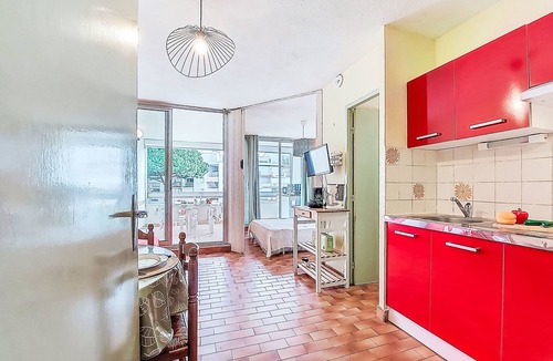 Le Grau-Du-Roi Apartment | Floralies I by Interhome