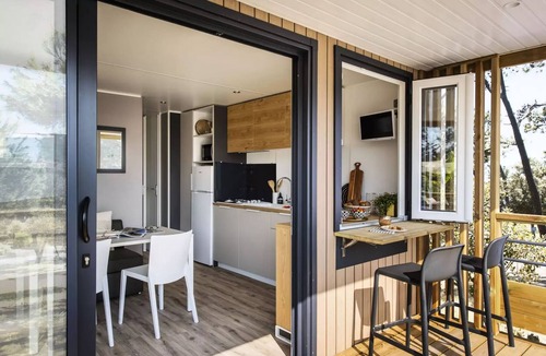 La Romieu House | Florence Campsite * - Panoramic 3-room mobile home for 6 people with air-conditioning