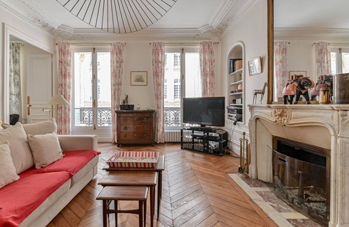 Batignolles Apartment | Florence St. Lazare 2 bedroom apartment