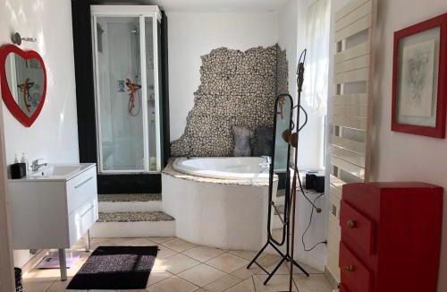 Fleury-la-Riviere House | FLORESSENS EN CHAMPAGNE Terrasse privative sur le vignoble