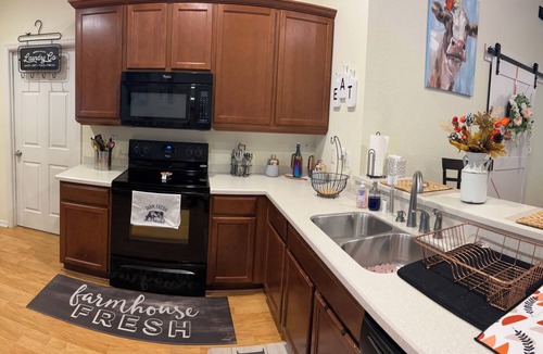 Winter Haven House | Florida ChillnSunshine by Day, Fire Pit Nights — 3BR with AC in Winter Haven