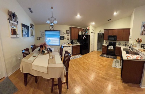 Winter Haven House | Florida ChillnSunshine by Day, Fire Pit Nights — 3BR with AC in Winter Haven