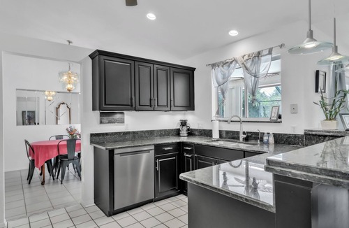 Port Charlotte House | Florida Fun Home with fully fenced, pool backyard and game room