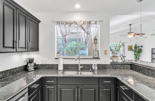 Port Charlotte House | Florida Fun Home with fully fenced, pool backyard and game room