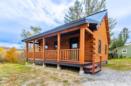 Florida Ski Chalet | Florida Mountain Log Cabin