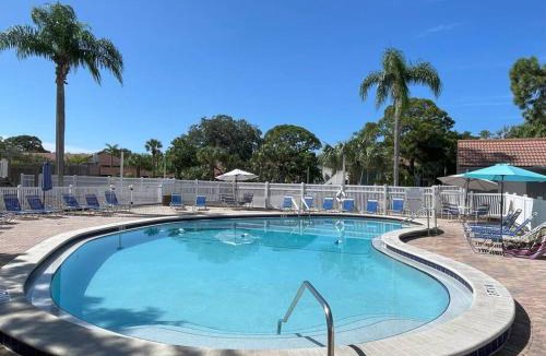 Trailer Estates Apartment | Florida Palms Heaven near IMG academy & beaches
