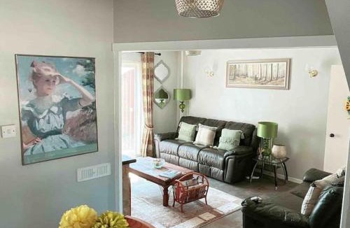 Matson House | Floss Cottage