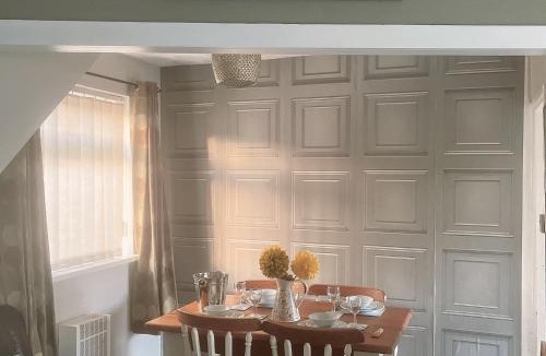 Matson House | Floss Cottage