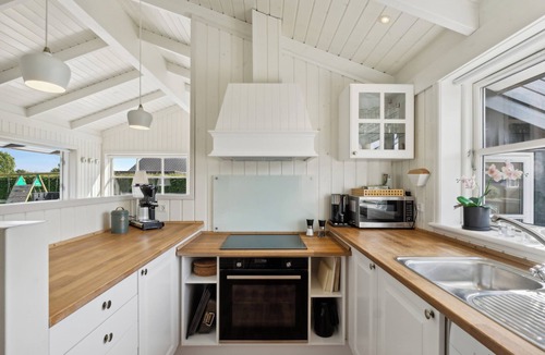 Flovt Strand House | Flovt Beach Peace and private garden