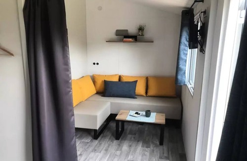 Saint-Antonin Noble Val House | Flower Camping les Gorges de l'Aveyron * - Bermudes Premium mobile home (3 bedrooms) + covered terrace for 6 people
