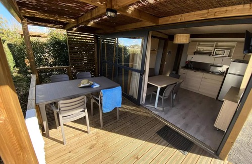 Laurac-en-Vivarais Ski Chalet | Flower Camping Saint Amand * - Chalet Premium 37m2 including 12m2 terrace (5p-2ch), Clim, TV, dishwasher, plancha, Nespresso 5 people