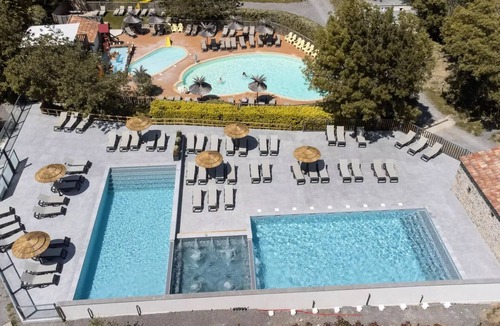 Laurac-en-Vivarais Ski Chalet | Flower Camping Saint Amand * - Chalet Premium 37m2 including 12m2 terrace (5p-2ch), Clim, TV, dishwasher, plancha, Nespresso 5 people