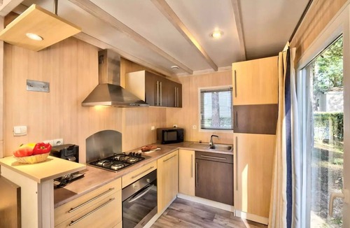 Saint-Hilaire-de-Riez Ski Chalet | Flower Camping Les Biches * - Premium Cottage 2hc - 32 to 50m2 terrace cover. - TV - LV - FREE WIFI 4 people
