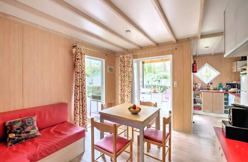 Saint-Hilaire-de-Riez Ski Chalet | Flower Camping Les Biches * - Premium Cottage 2hc - 32 to 50m2 terrace cover. - TV - LV - FREE WIFI 4 people