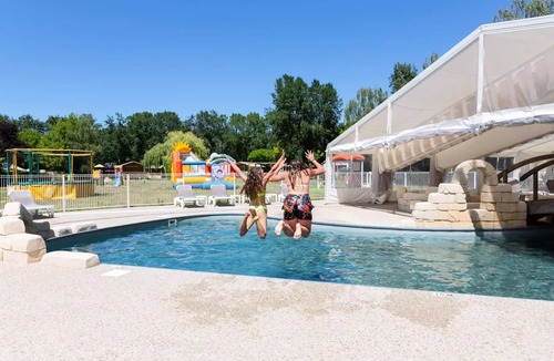 Luynes House | Flower Camping Les Granges * - Mobile home Loggia Comfort 32 m2 (2 bedrooms) + covered terrace 4 people