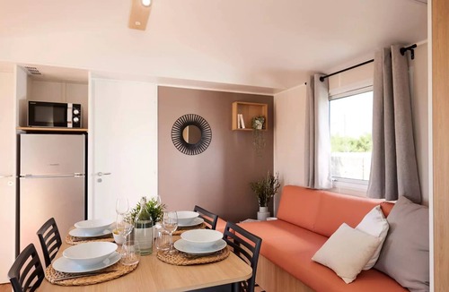 Bize-Minervois House | Flower Camping Olivigne * - Homeflower Premium 35 m2 3 bedrooms + terrace 21m2 + TV + LV + Clim + Plancha 6 people