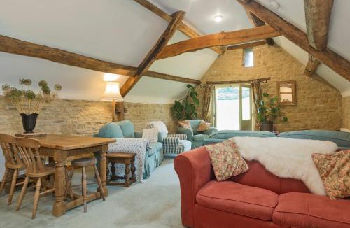 Rendcomb House | Flowers Barn