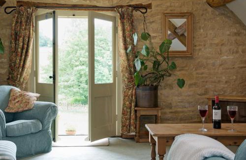 Rendcomb House | Flowers Barn