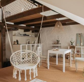 Brugg Bed & Breakfast | Flusshaus BnB