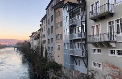 Brugg Bed & Breakfast | Flusshaus BnB