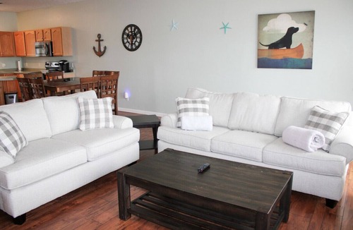 Geneseo House | FLX Retreats Conesus Condos-APTS A-D