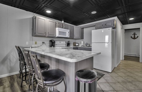 Geneseo House | FLX Retreats Conesus Condos-APTS A-D