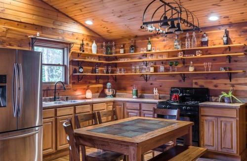 Compton House | Fly Away Cabin- Modern, Serene, And Convenient