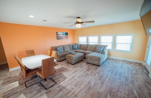Galveston House | Fly Away to Sea Bird Life is Better in Flip-Flops