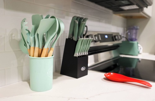 East Parkside Apartment | Fly Eagles Fly+ Stay Philly Adventure