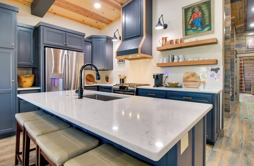 Cotter House | Fly Fishers’ Paradise: Getaway Near White River!