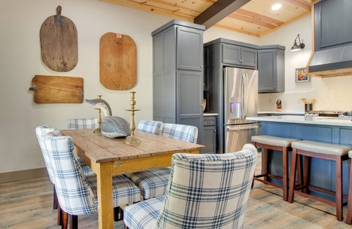 Cotter House | Fly Fishers’ Paradise: Getaway Near White River!