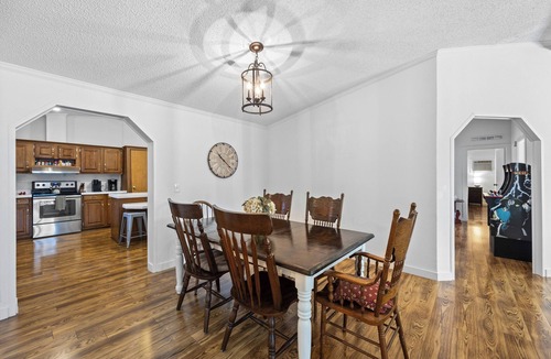 Bertram House | Flying B Ranch House on 52 acres in Bertram, TX
