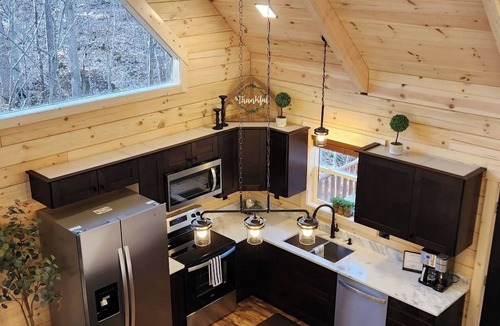 Mannsville Cabin | Flying High Luxury Cabin #3