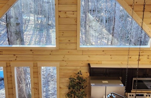Mannsville Cabin | Flying High Luxury Cabin #3