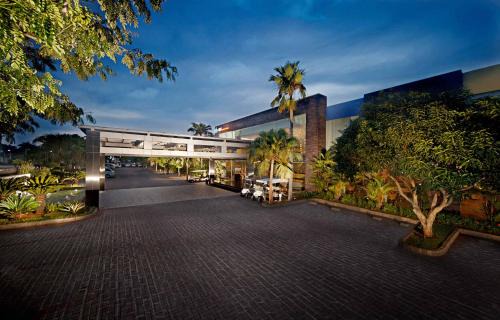 Tangerang Hotel | FM7 Resort Hotel - Jakarta Airport