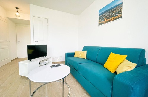 Echirolles Apartment | #FN The Panorama 🖼️ All equiped