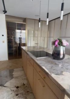 Porte-Dauphine Apartment | Foch