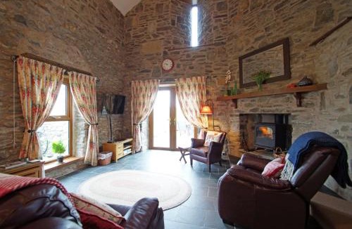 Llanbrynmair House | Foel Fach