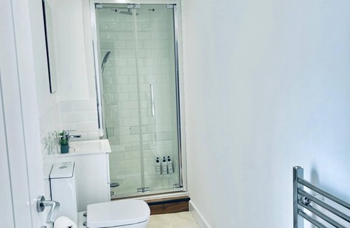 Folkestone Apartment | Folkestone Harbour Apartment, ground floor Flat 1