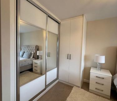 Barnsley Villa | Folly Lodge