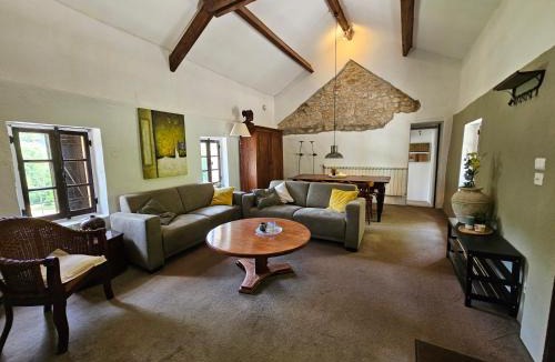 Souillac House | Font Neuve