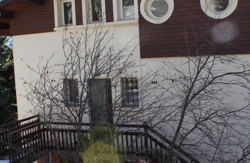 Font-Romeu-Odeillo-Via Ski Chalet | Font Romeu Odeillo Via: Renovated apartment in a chalet downtown